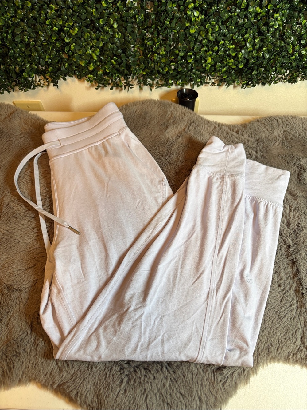 lululemon athletica Periwinkle Joggers Size 4